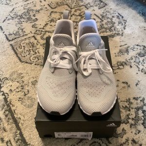 Women’s edge lux clima tennis shoes